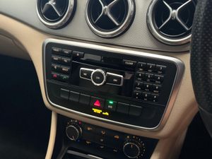 2014 MERCEDES BENZ GLA 200 CDI URBAN - Image 4