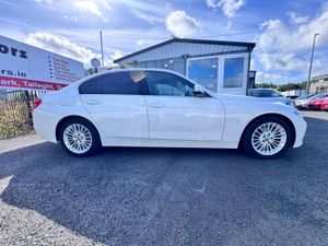 bmw 320 i 2014 white - Image 4