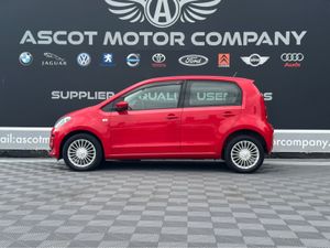 Volkswagen up! Auto - Image 2