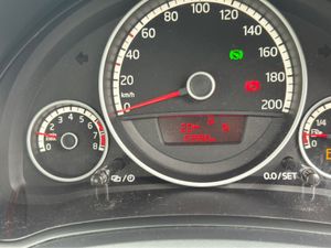 Volkswagen up! Auto - Image 4