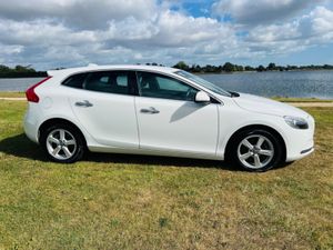 Volvo V40 DBA-MB4164T 5DR AUTO 40 SERIES 525 - Image 3