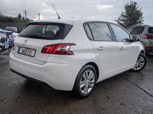 2014 Peugeot 308 1.6d/FSH/37k kms/Warranty - Image 2