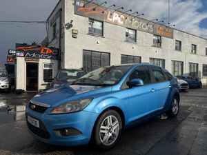 Ford Focus 2011 - Image 2