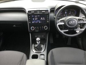 Hyundai Tucson COMFORT PLUS - Only 18,000 Km - War - Image 2