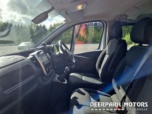 Renault Trafic 145bhp Crew Van Sport 2.0 - Image 3