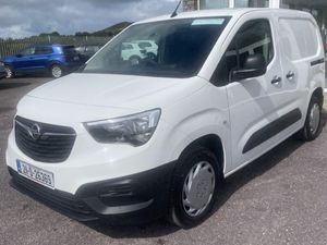 2021 OPEL COMBO MY21-L1H1-1.5 75PS-DSL-5 75PS-DSL - Image 2