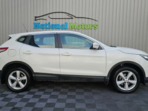 2014  Nissan Qashqai 1.5 DSL XE - Image 2