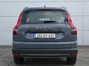 Dacia Jogger HEV 145 PS Extreme Auto - Image 4