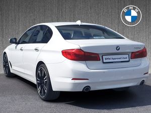 BMW 5 Series 520d SE - Image 2