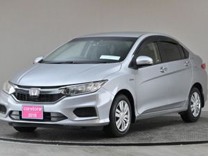 Honda Grace 1.5 Hybrid 4DR Auto  low Mileage 9 an - Image 3