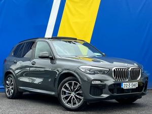 BMW X5 XDRIVE45e M-SPORT 3.0 HYRID AUTO // PANORAM - Image 2