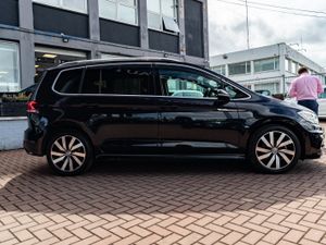 VW TOURAN 1.4 TSI R-LINE PLUS 7 SEATER MPV AUTO - Image 2