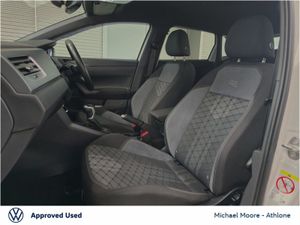 Volkswagen Polo 1.0 TSI 95bhp R-line Auto - Image 4