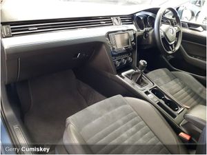 Volkswagen Passat 1.6 TDI 120HP Highline - Image 4