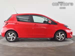 Toyota Yaris 1.5 Hybrid Auto - Image 3