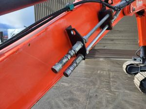 Kubota KX080-4 - Image 4