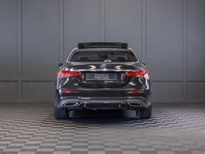 2023 Mercedes-Benz E220d AMG Line Night Ed. Prem+ - Image 4