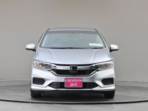 Honda Grace 1.5 Hybrid 4DR Auto  reverse Cam - Image 2