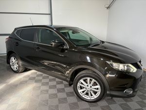 2015 Nissan Qashqai SV 1.5 DSL Manual - Image 3
