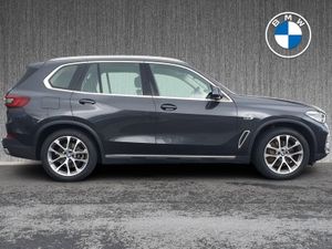 BMW X5 Xdrive45e Xline - Image 3
