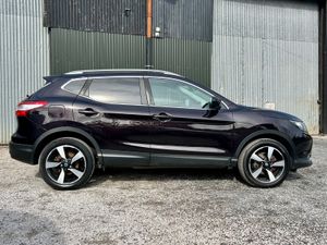Nissan Qashqai 2017 high spec - Image 4