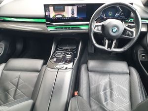 BMW 5 Series 530e M Sport - Image 4