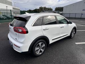 Kia Niro PLUG IN HYBRID, 1.6 PETROL, LOW MILEAGE, - Image 4