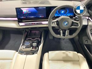 BMW 5 Series 530e M Sport Pro Saloon - Image 4