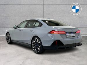 BMW i5 Edrive40 M Sport Saloon - Image 3