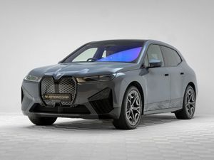 BMW IX 40 Sport Xdrive  huge Spec - Image 3