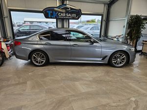 19 BMW 5 SERIES M-SPORT - Image 2