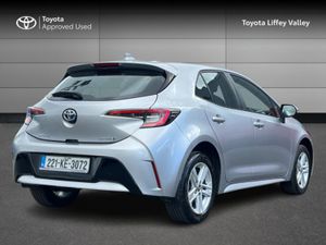 Toyota Corolla LUNA H/B 4DR AUTO HYBRID - Image 2
