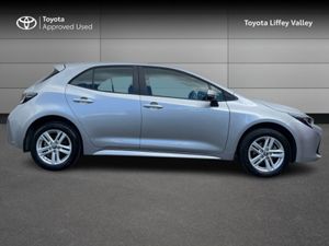 Toyota Corolla LUNA H/B 4DR AUTO HYBRID - Image 3