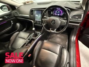 Renault Megane IV Grand Coupe Signature B 4DR - S - Image 4