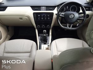Skoda Octavia  full Beige Leather top Spec - Styl - Image 2