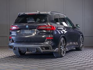 2022 BMW X5 X-Drive 45e M-Sport - Image 3