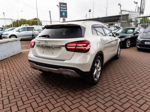 MERCEDES BENZ GLA180 AMG-LINE 5DR ESTATE AUTOMATIC - Image 3