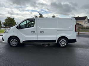 ABSOLUTELY IMMACULATE 2015 BUSINESS PLUS - Image 4