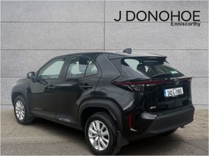 Toyota Yaris Cross 1.5 Hybrid Luna - Image 2