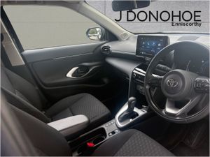 Toyota Yaris Cross 1.5 Hybrid Luna - Image 3