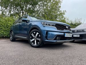 21 SORENTO K4 AUTO | HUGE SPEC | 1 OWNER - Image 4