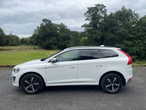 Volvo XC60 2017 , R design , auto - Image 2