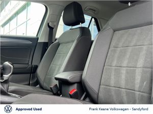 Volkswagen T-Roc  style  1.0tsi 110HP Manual  fra - Image 4
