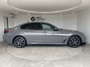 BMW 5-Series 2022 - Image 4