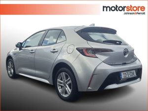 Toyota Corolla Luna 1.8 Hybrid - Image 2