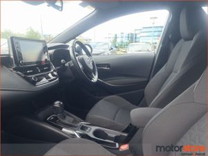 Toyota Corolla Luna 1.8 Hybrid - Image 3