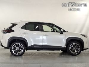 Toyota Yaris Cross 1.5 PET HYB Auto - Image 2