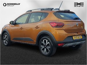 Dacia Sandero Stepway Hatchback Prestige - Image 2