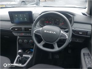 Dacia Sandero Stepway Hatchback Expression - Image 4