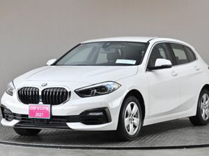BMW 1 Series 118i Auto  park Sensors reverse Cam - Image 3